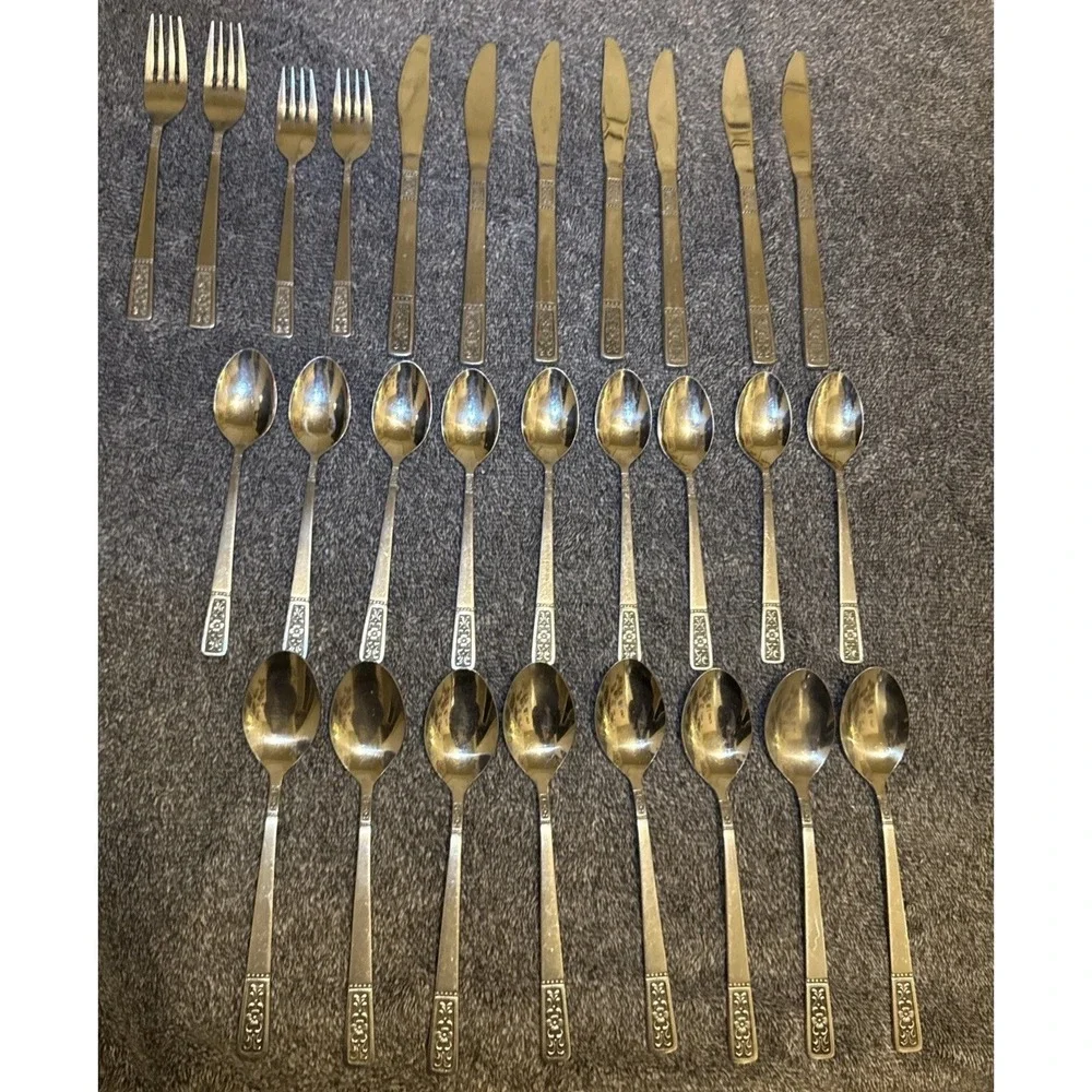Set Of Vintage United Silver Co.‎ Stainless Oval Soup Spoons Cassandra Japan